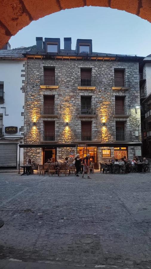 Hotel Monte Perdido بييلسا المظهر الخارجي الصورة